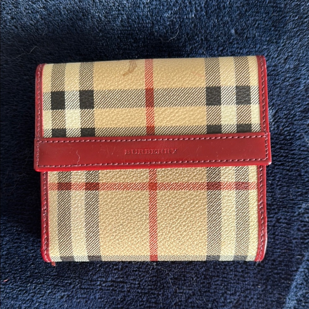 Burberry Wallet Haymarket leather red trim